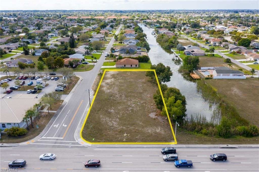 1531 NE 2nd St, Cape Coral, FL 33909 Photo