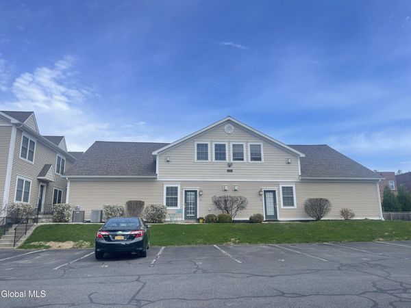 1110 Western Avenue, Unit APT 9, Albany, NY 12203