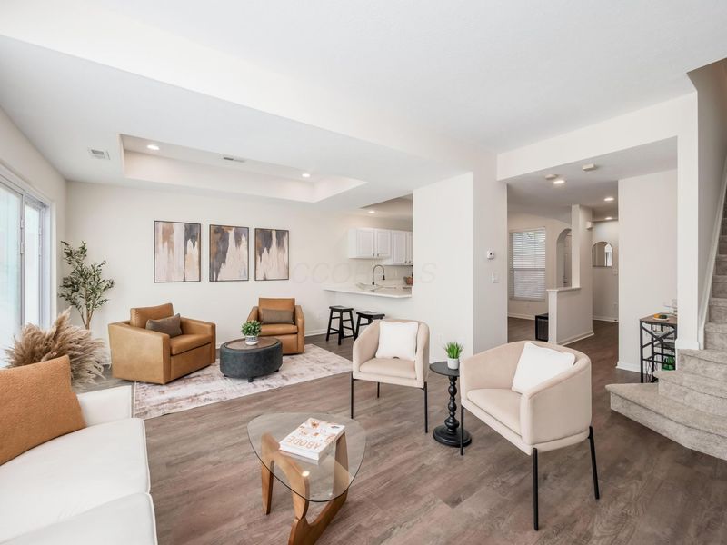 5853 Edge Of Village Village, Westerville, OH 43081 Photo 9