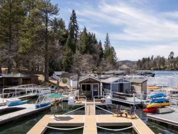 459 S Palisades , Unit H, Lake Arrowhead, CA 92352