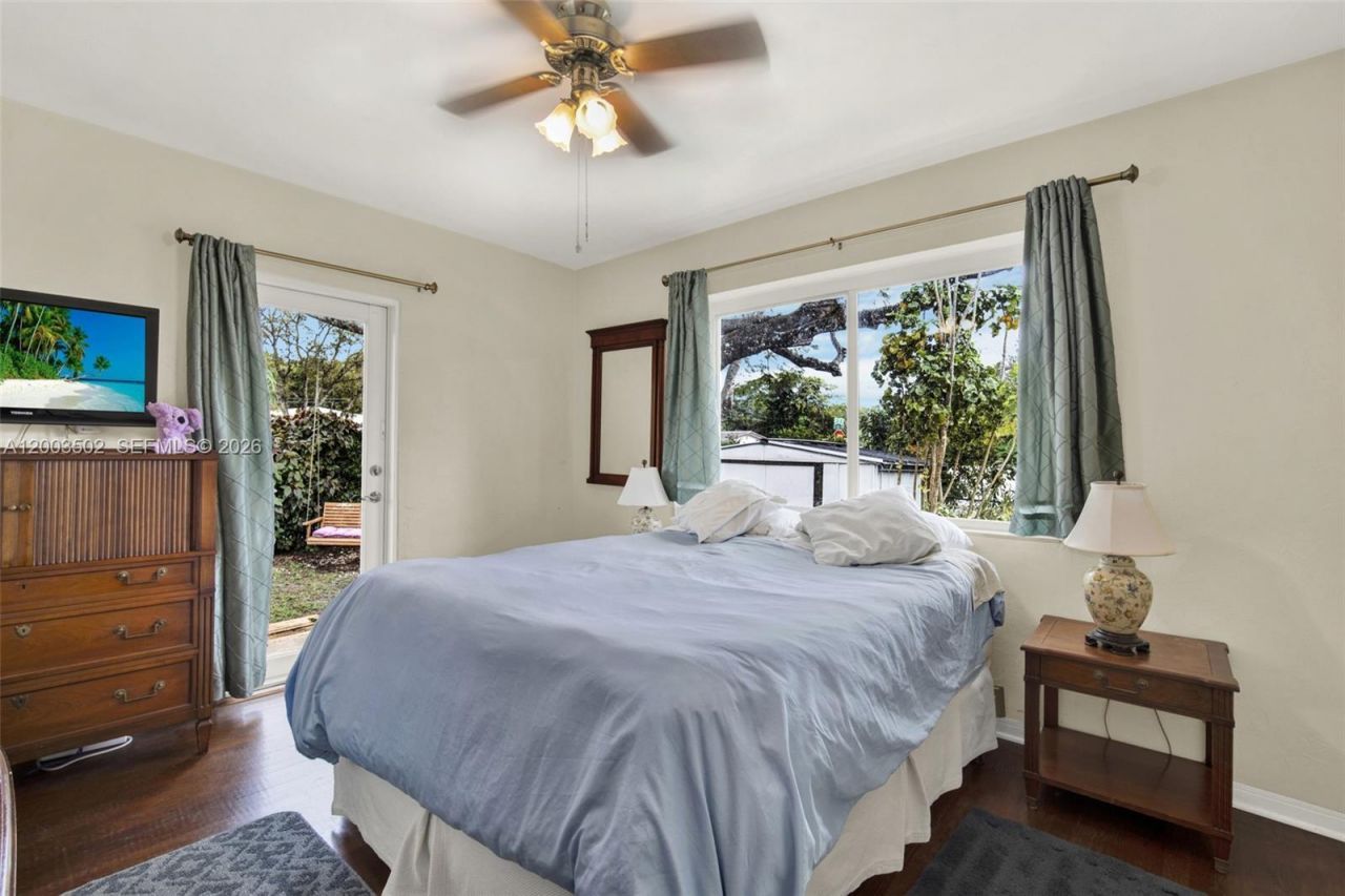 5701 SW 50th Ter , Miami, FL 33155 Photo