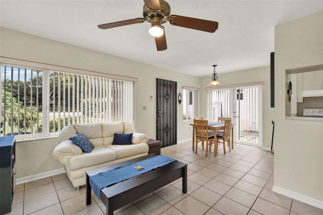 5701 SW 50th Ter , Miami, FL 33155 Photo