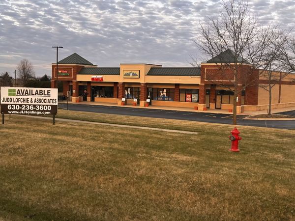 360 Randall Road , North Aurora, IL 60542