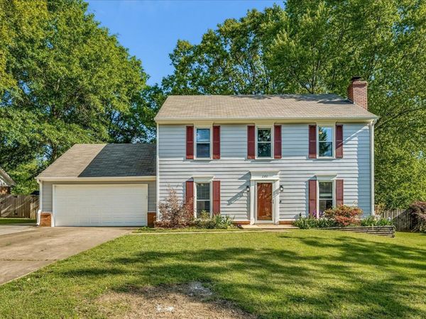 280 OAKLEIGH DR, Collierville, TN 38017