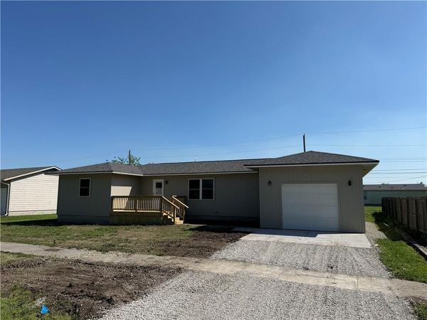 1515 Alleghany Street, Burlington, KS 66839