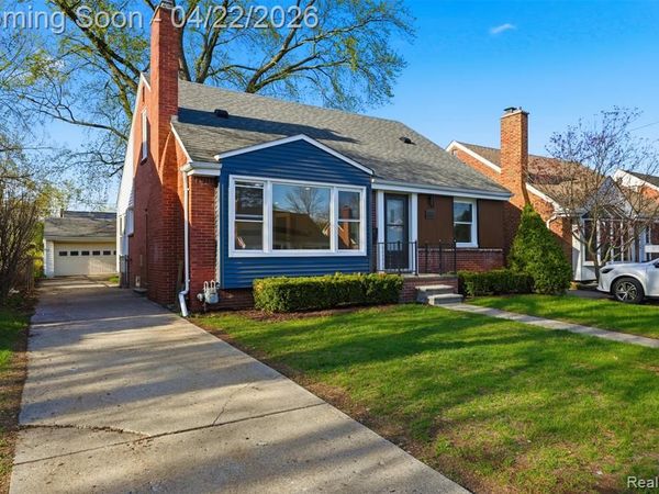 23304 Oak Street, Dearborn, MI 48128