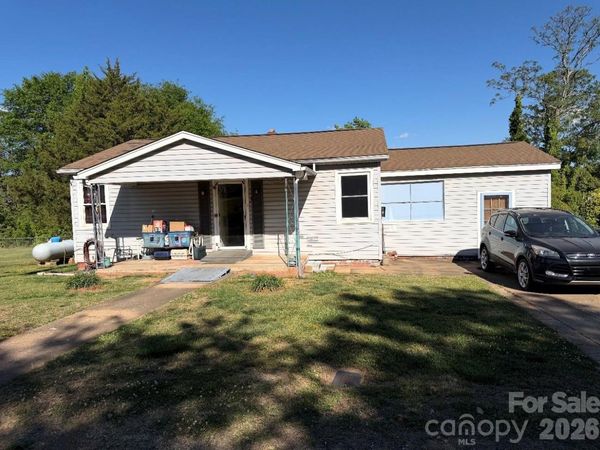 126 Arnett Street , Rutherfordton, NC 28139