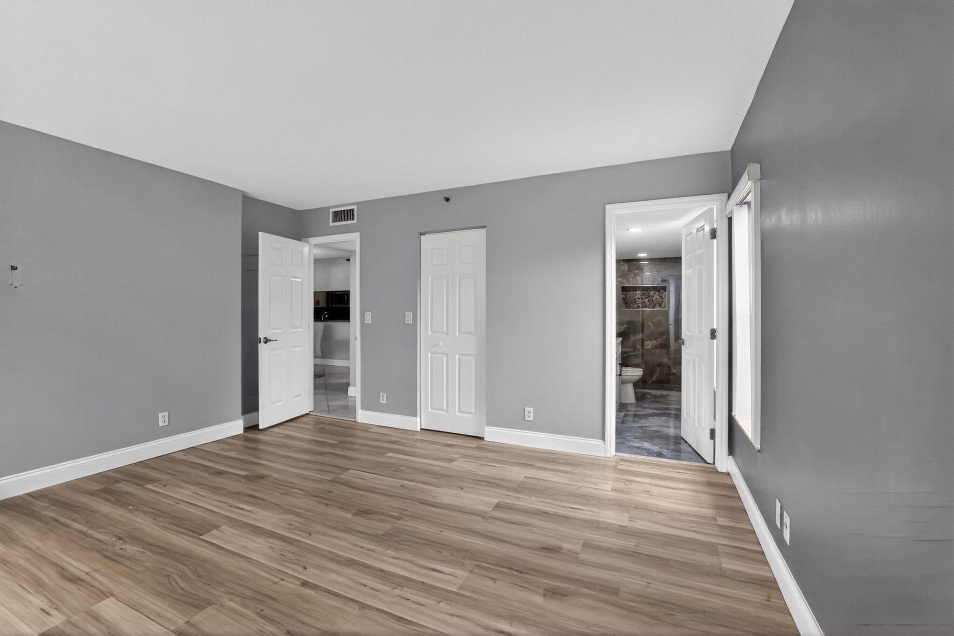 2206 S Cypress Bend Drive, Unit 401, Pompano Beach, FL 33069 Photo