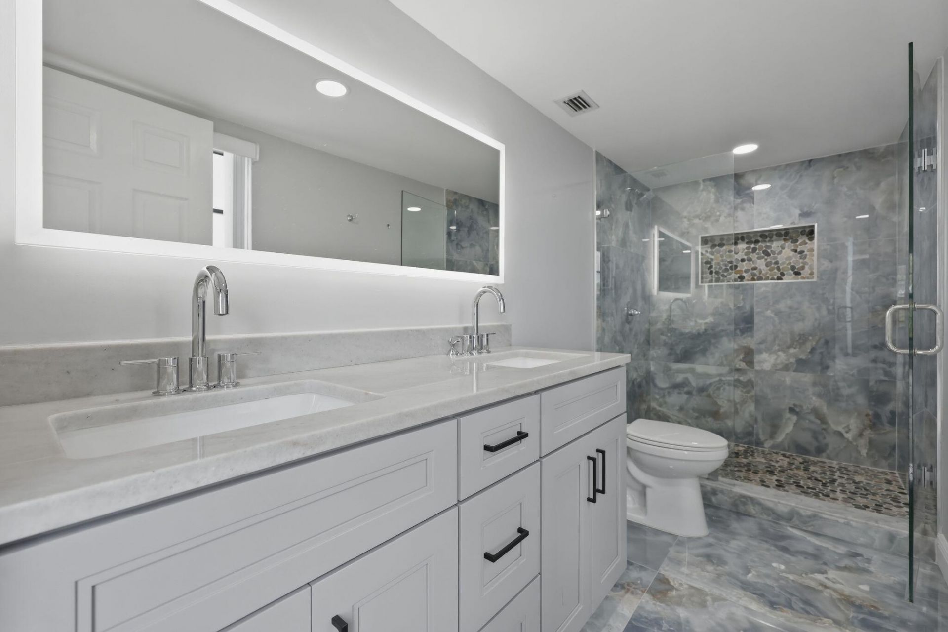 2206 S Cypress Bend Drive, Unit 401, Pompano Beach, FL 33069 Photo