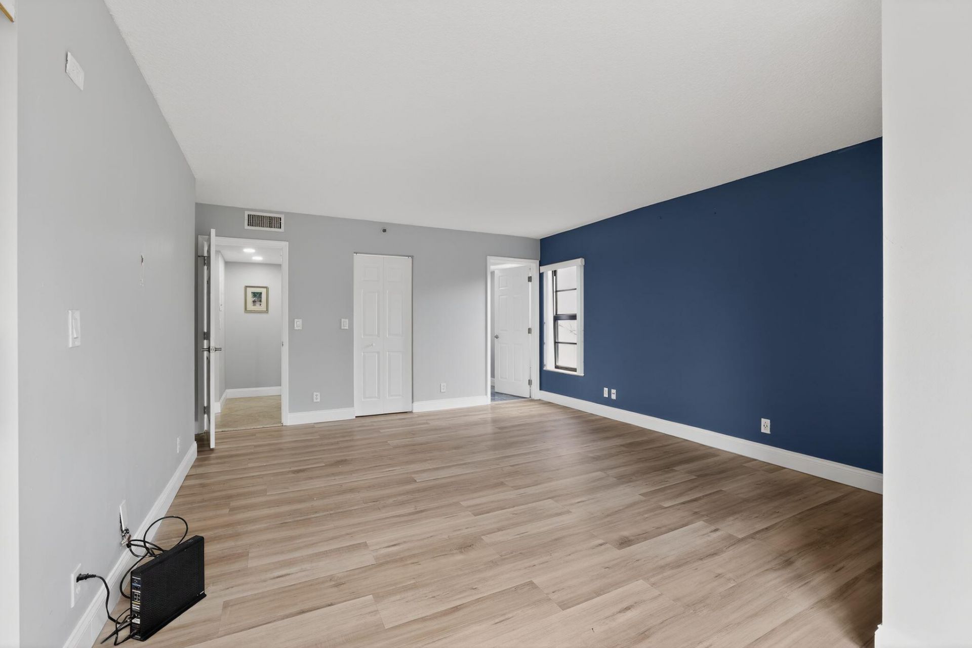 2206 S Cypress Bend Drive, Unit 401, Pompano Beach, FL 33069 Photo