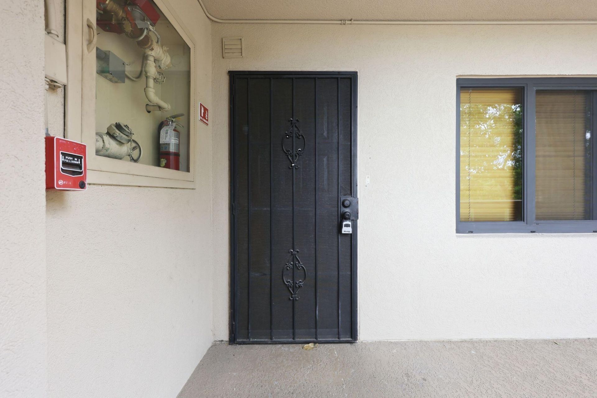 2206 S Cypress Bend Drive, Unit 401, Pompano Beach, FL 33069 Photo