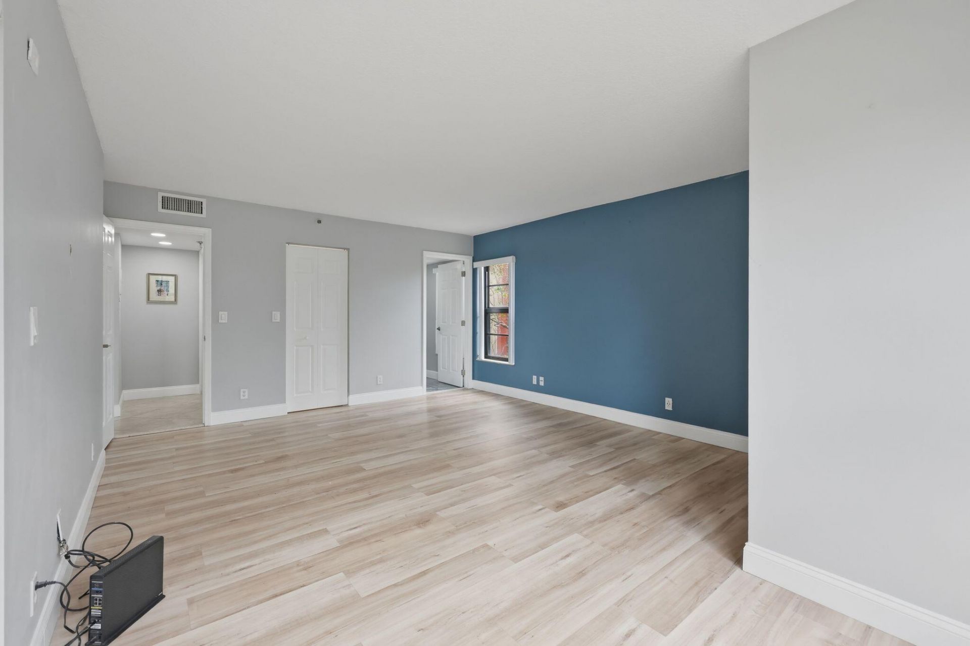 2206 S Cypress Bend Drive, Unit 401, Pompano Beach, FL 33069 Photo