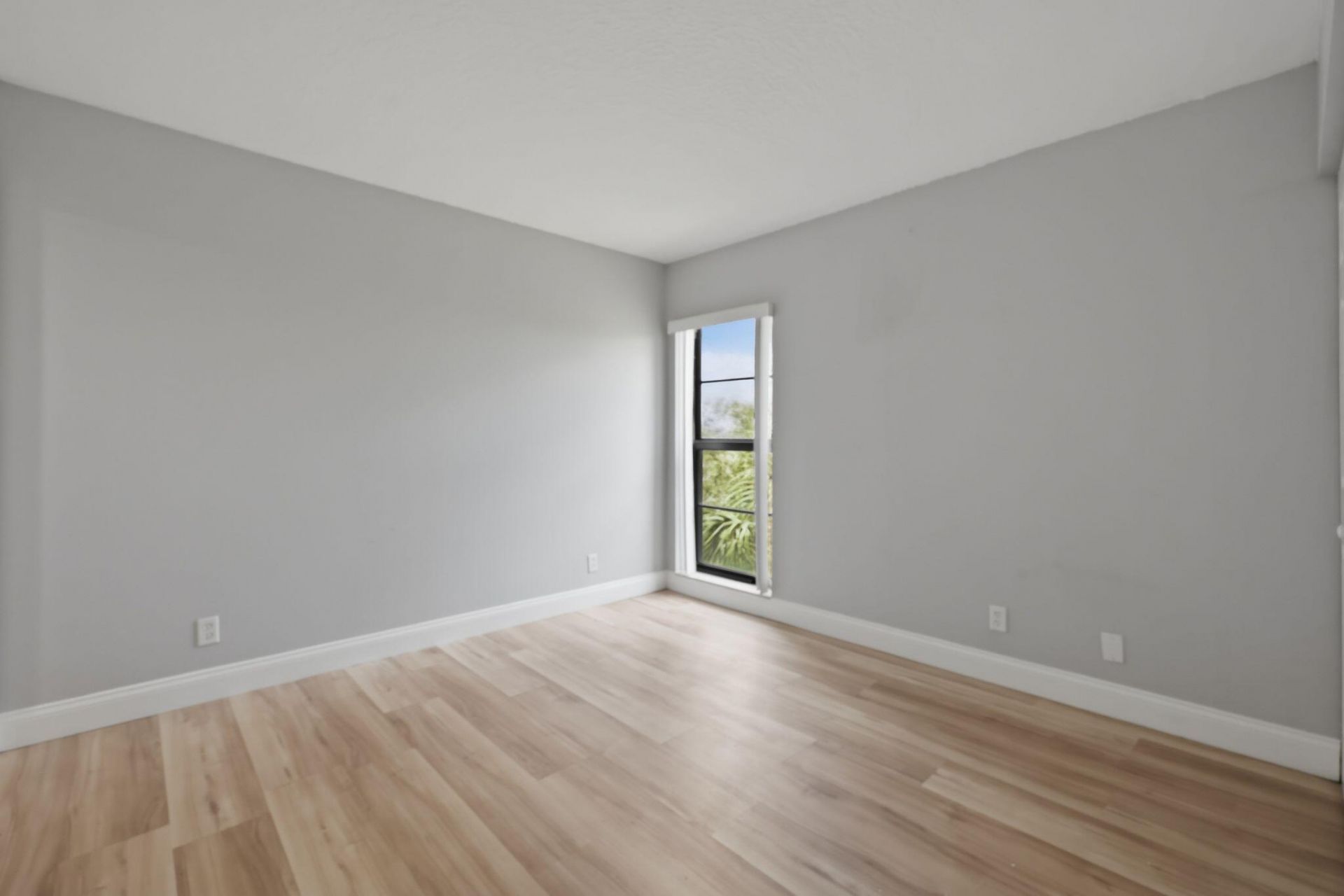 2206 S Cypress Bend Drive, Unit 401, Pompano Beach, FL 33069 Photo