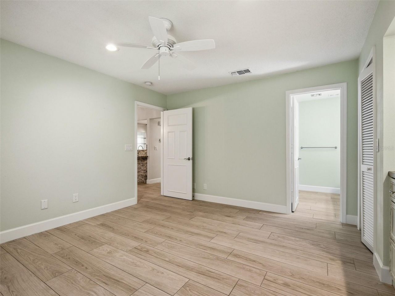 731 Saint Andrews Circle, New Smyrna Beach, FL 32168 Photo