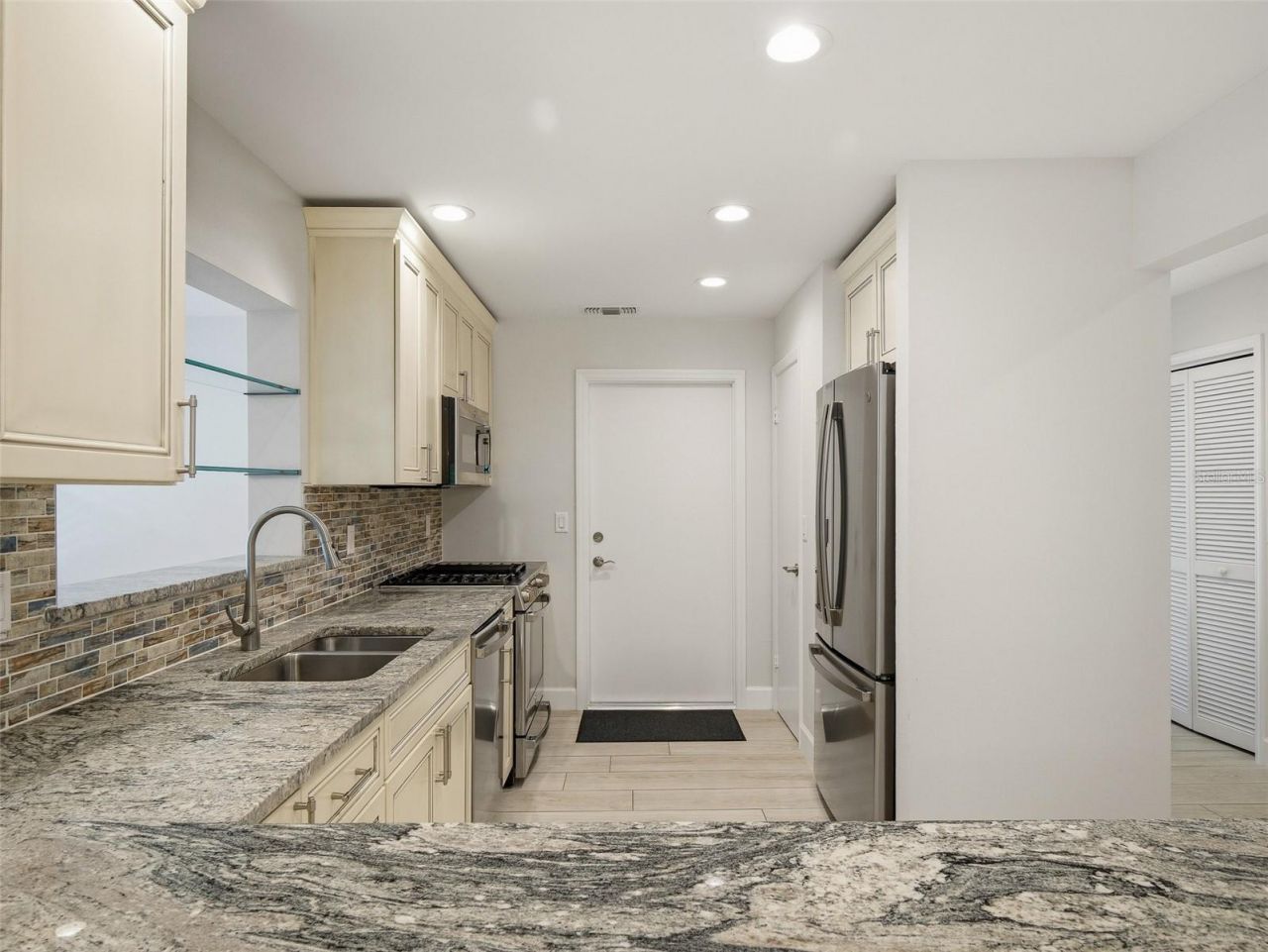 731 Saint Andrews Circle, New Smyrna Beach, FL 32168 Photo