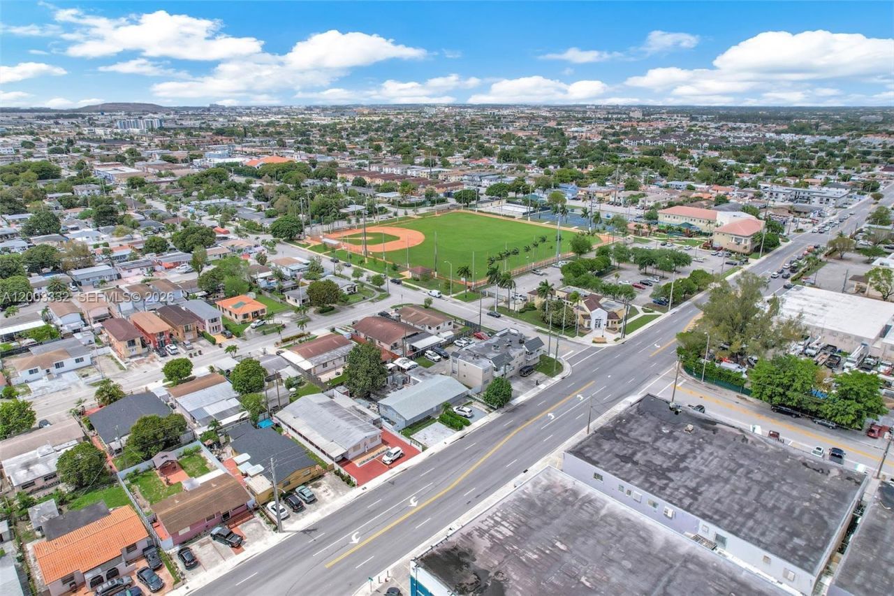 2650 W 8th Ave , Hialeah, FL 33010 Photo