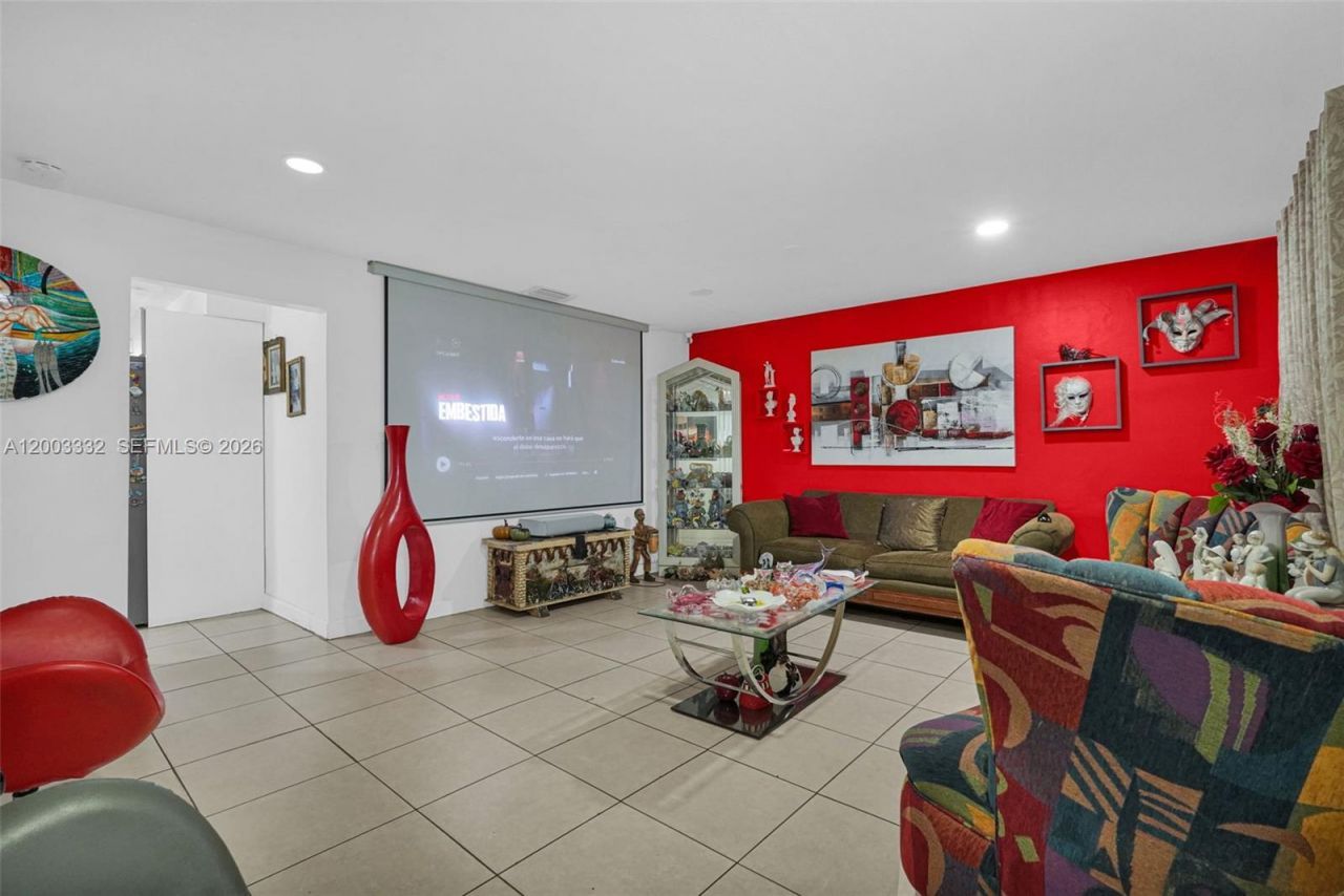 2650 W 8th Ave , Hialeah, FL 33010 Photo