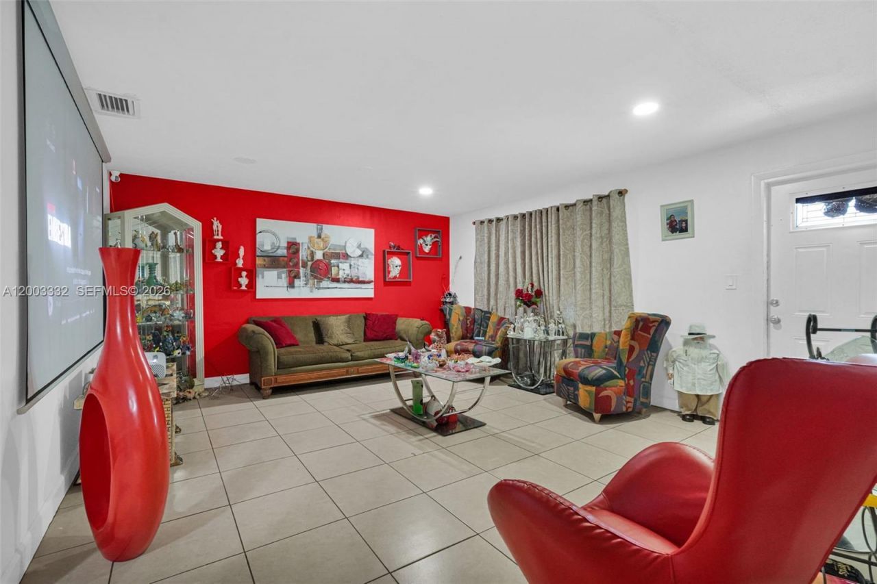 2650 W 8th Ave , Hialeah, FL 33010 Photo