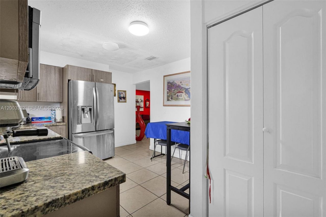 2650 W 8th Ave , Hialeah, FL 33010 Photo