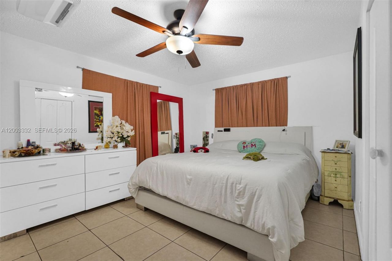 2650 W 8th Ave , Hialeah, FL 33010 Photo