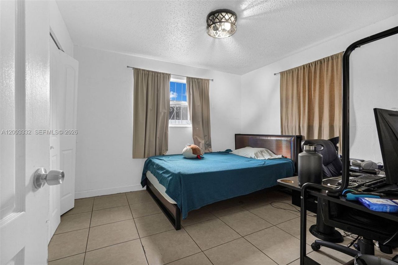 2650 W 8th Ave , Hialeah, FL 33010 Photo