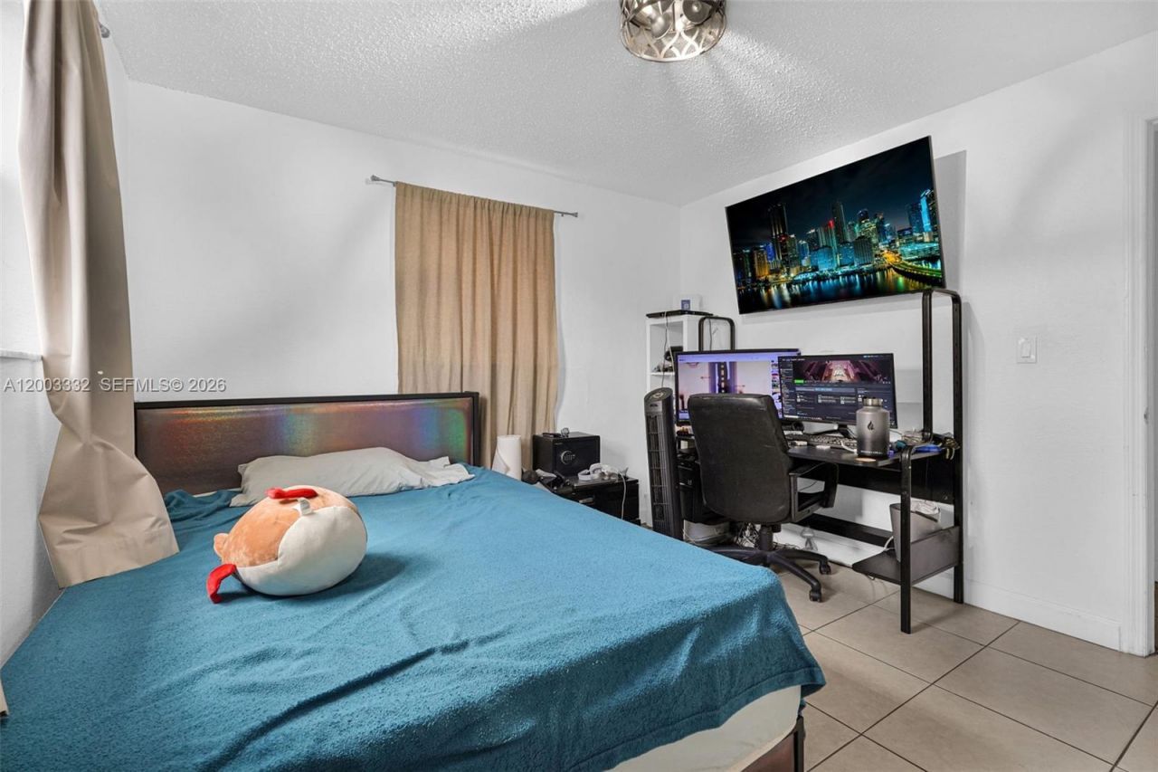 2650 W 8th Ave , Hialeah, FL 33010 Photo