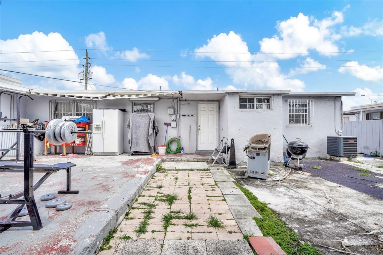 2650 W 8th Ave , Hialeah, FL 33010 Photo