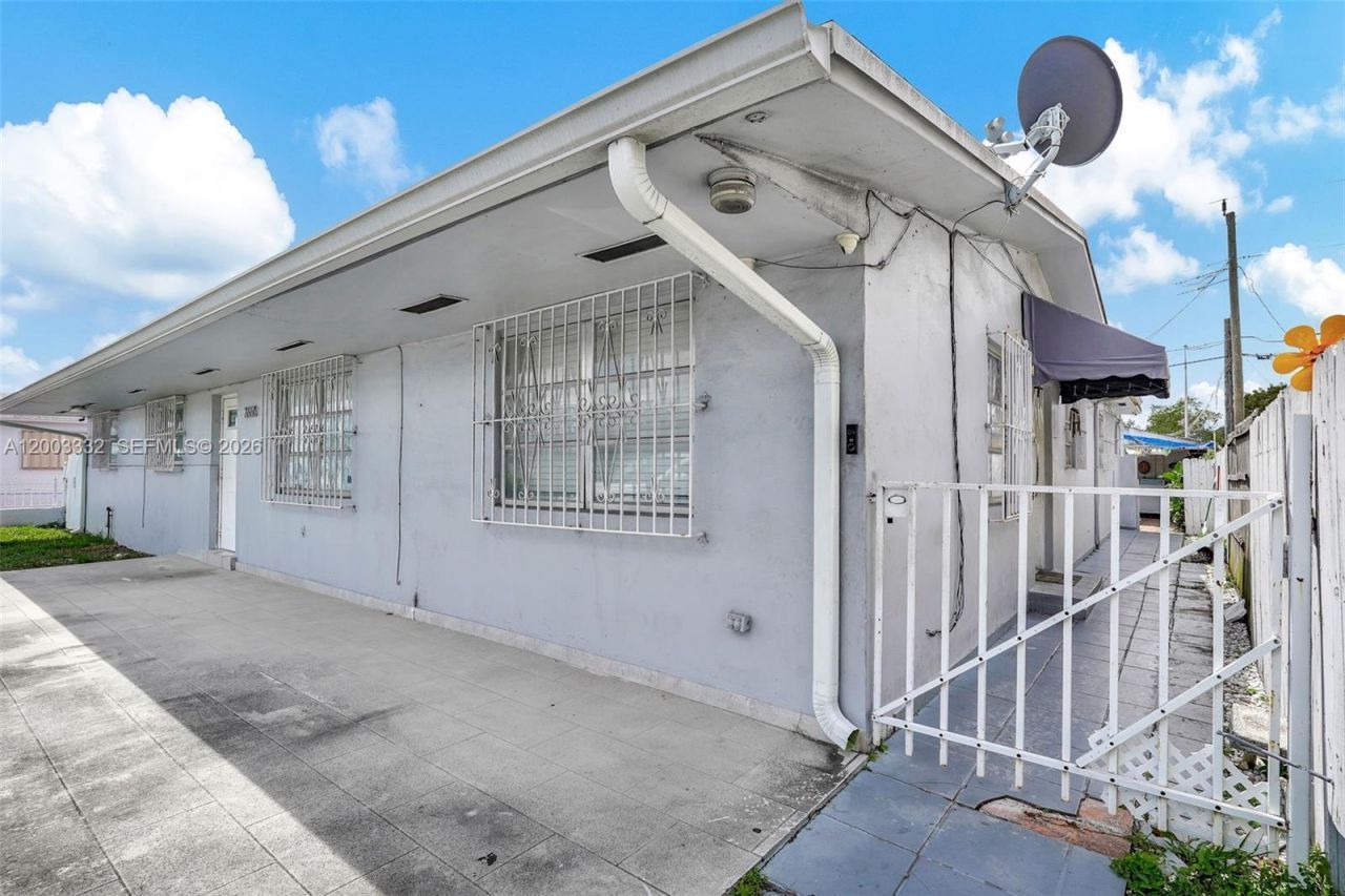 2650 W 8th Ave , Hialeah, FL 33010 Photo