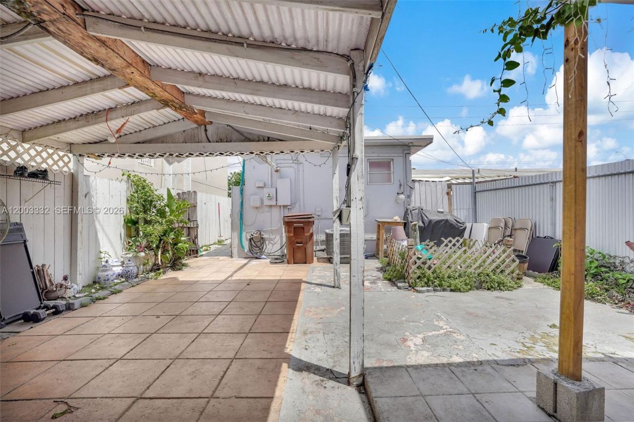 2650 W 8th Ave , Hialeah, FL 33010 Photo