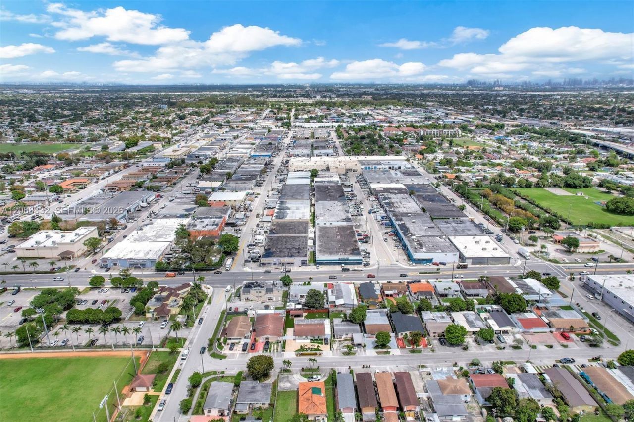 2650 W 8th Ave , Hialeah, FL 33010 Photo