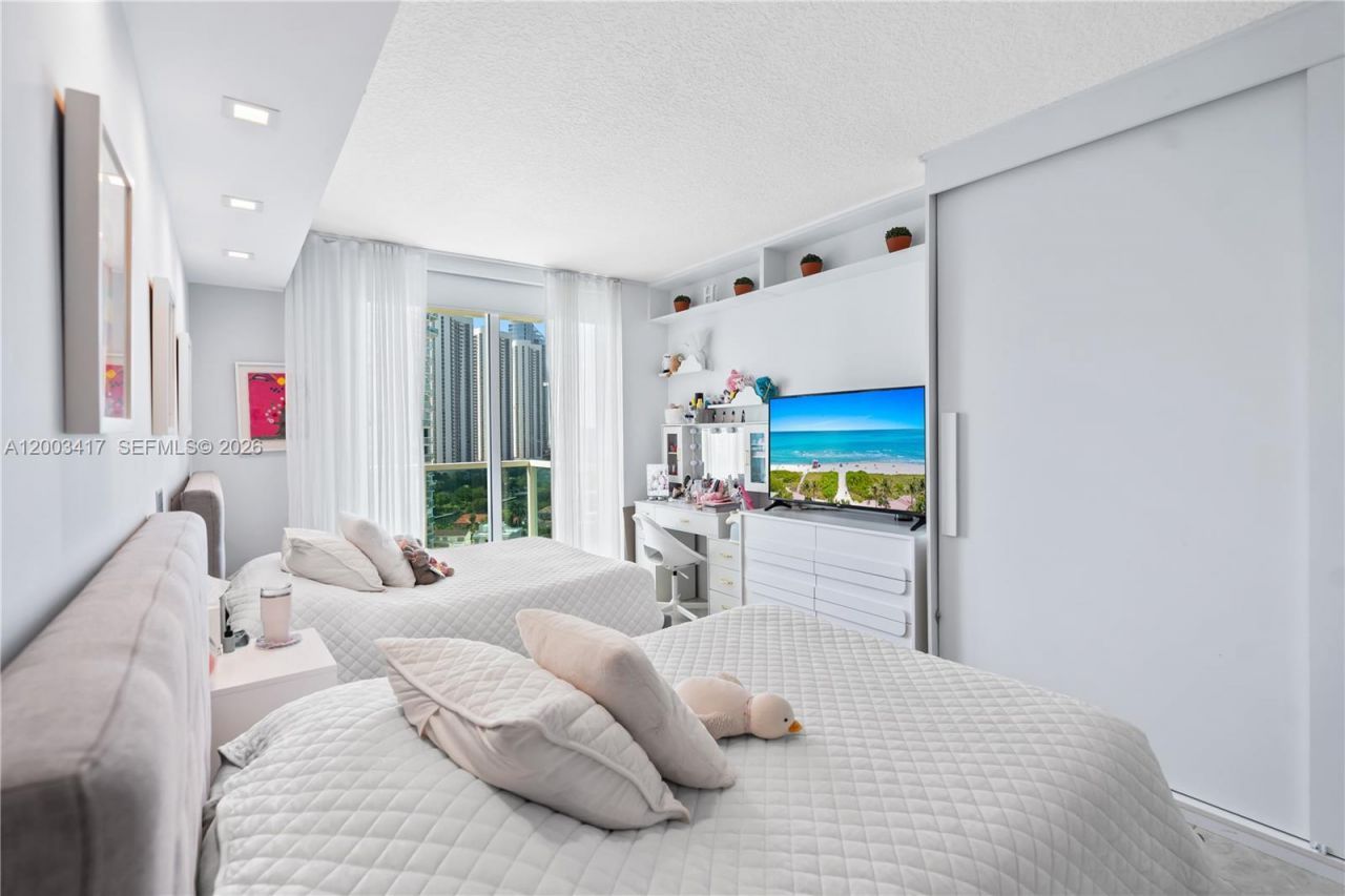 250 Sunny Isles Blvd, Unit 3-1606, Sunny Isles Beach, FL 33160 Photo