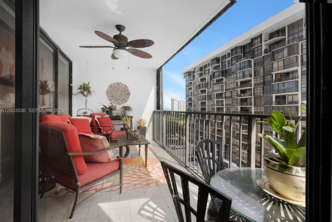 1925 Brickell Ave , Unit 1003, Miami, FL 33129 Photo