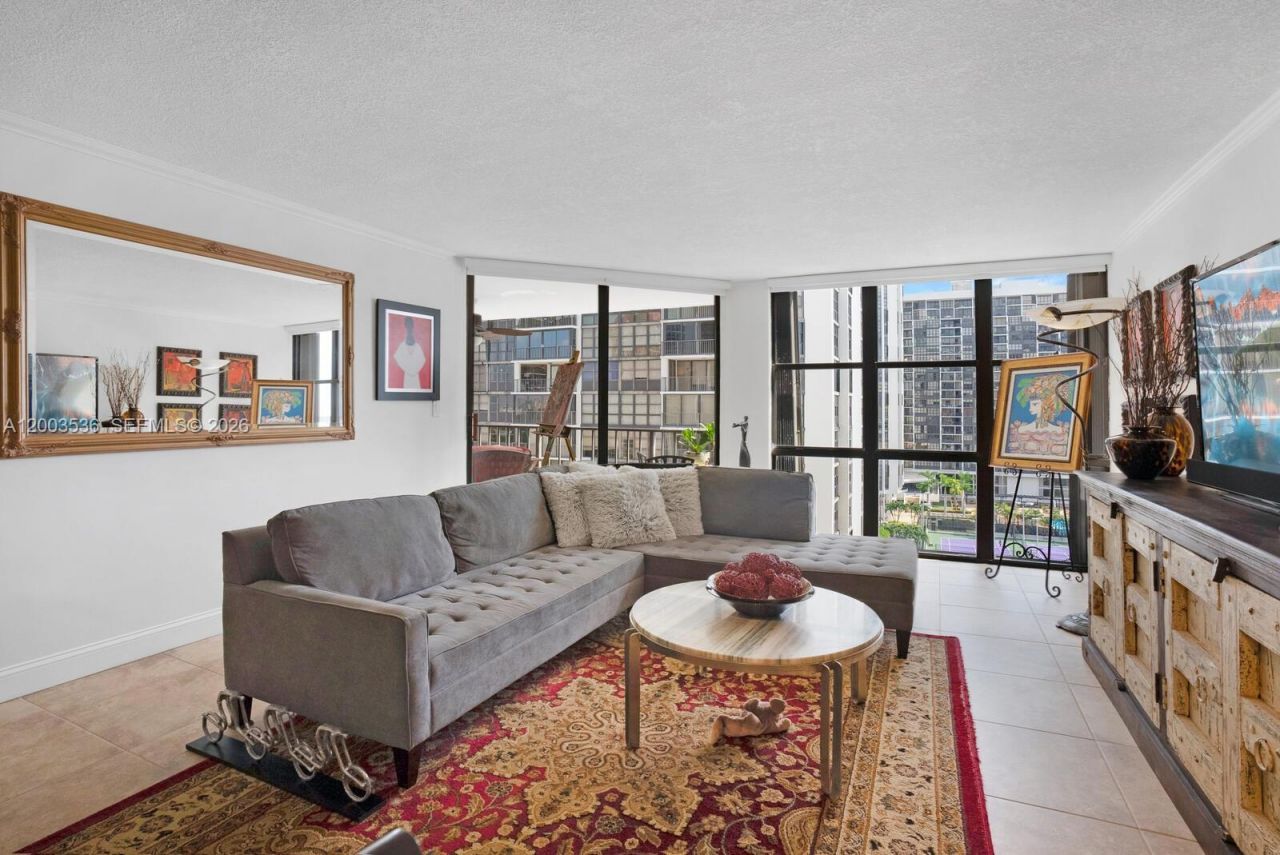 1925 Brickell Ave , Unit 1003, Miami, FL 33129 Photo