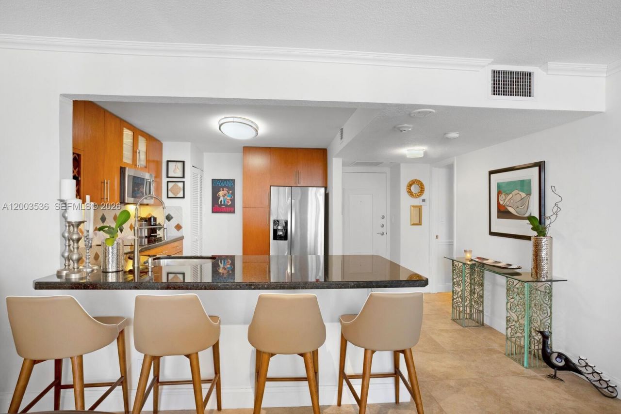 1925 Brickell Ave , Unit 1003, Miami, FL 33129 Photo