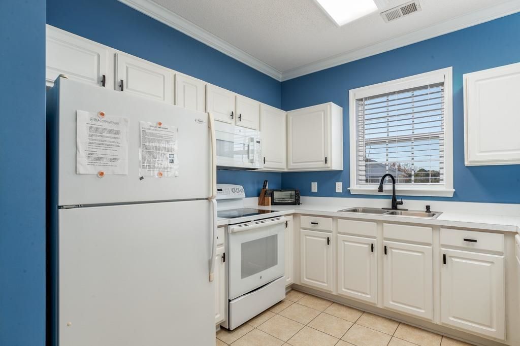 6203 Catalina Dr.  Photo 10