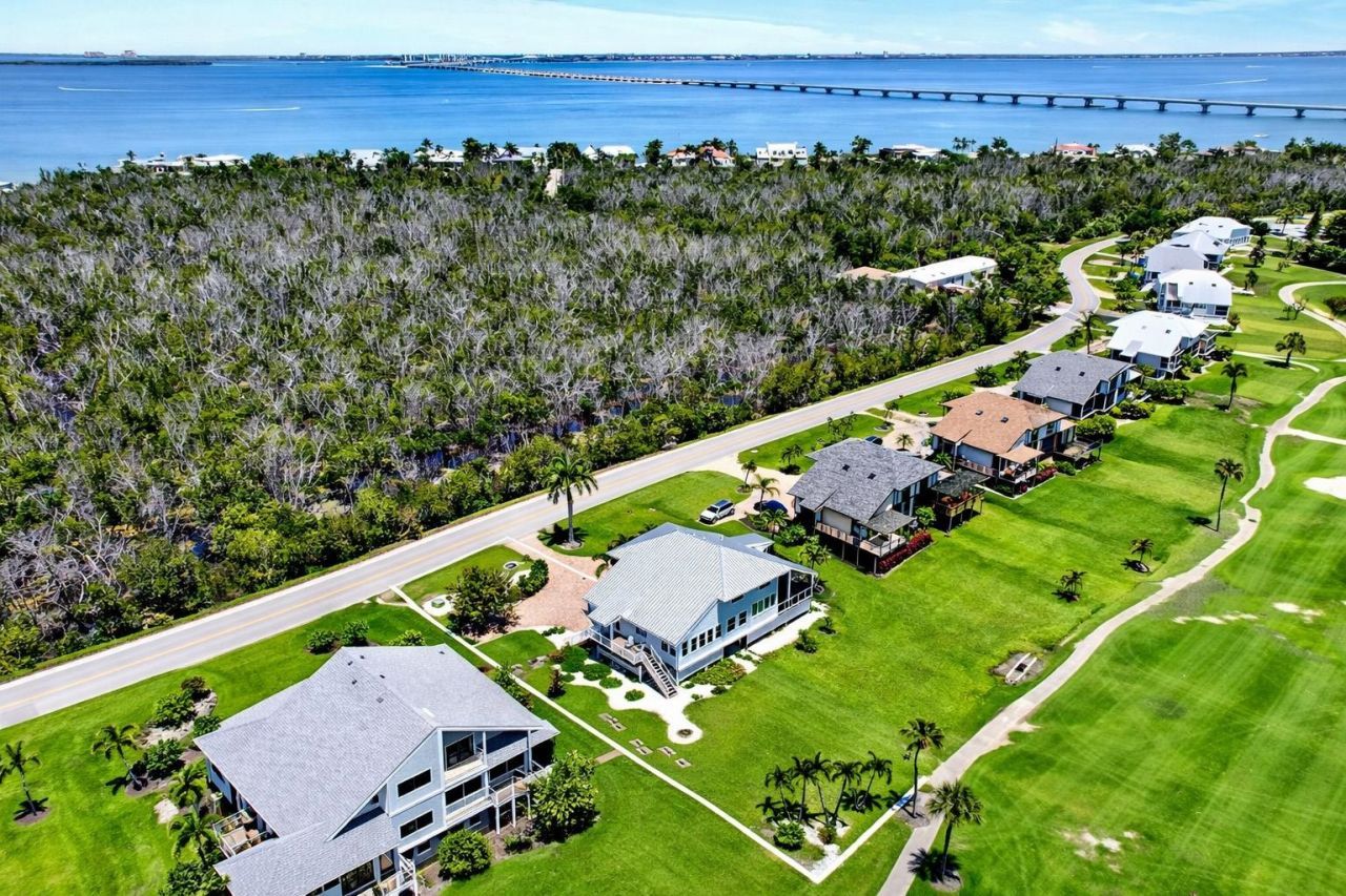 1629 Sand Castle Rd, Sanibel, FL 33957 Photo