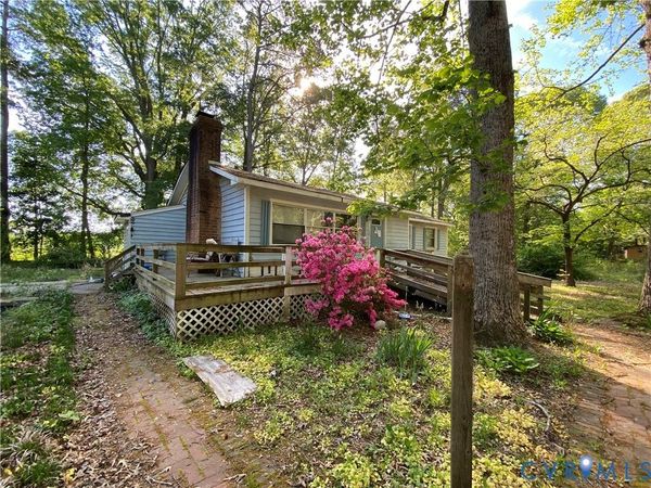 122 Meadowlark Road, Urbanna, VA 23175