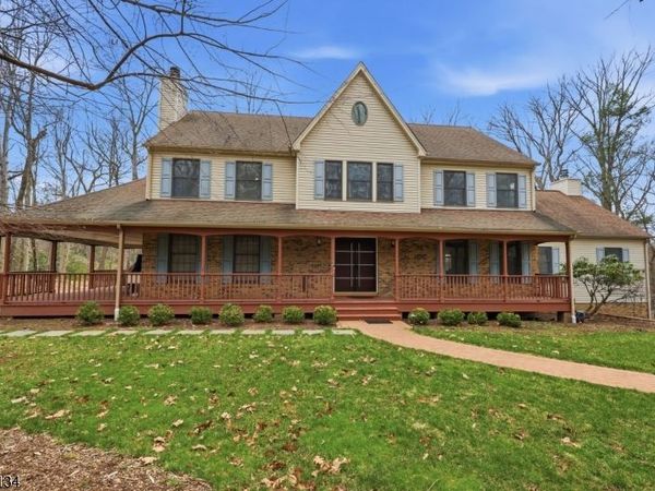 931 Vosseller Ave, Bridgewater, NJ 08836