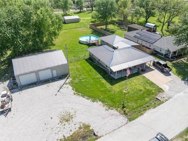 816 E Lincoln Street, Clinton, MO 64735