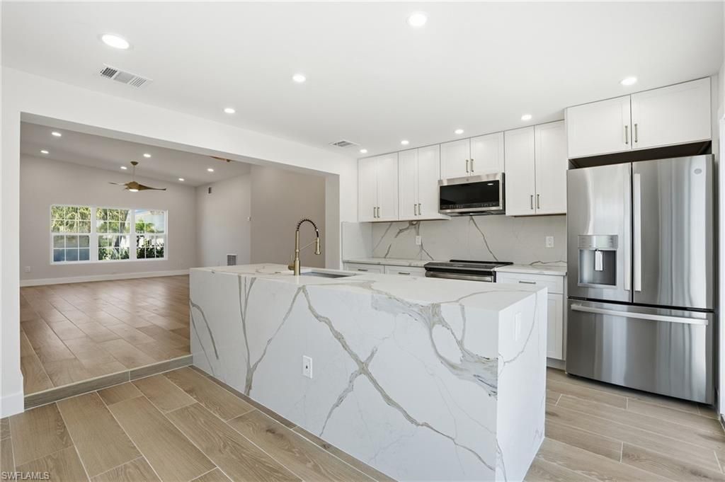 8336 Lagoon Rd , Fort Myers Beach, FL 33931 Photo