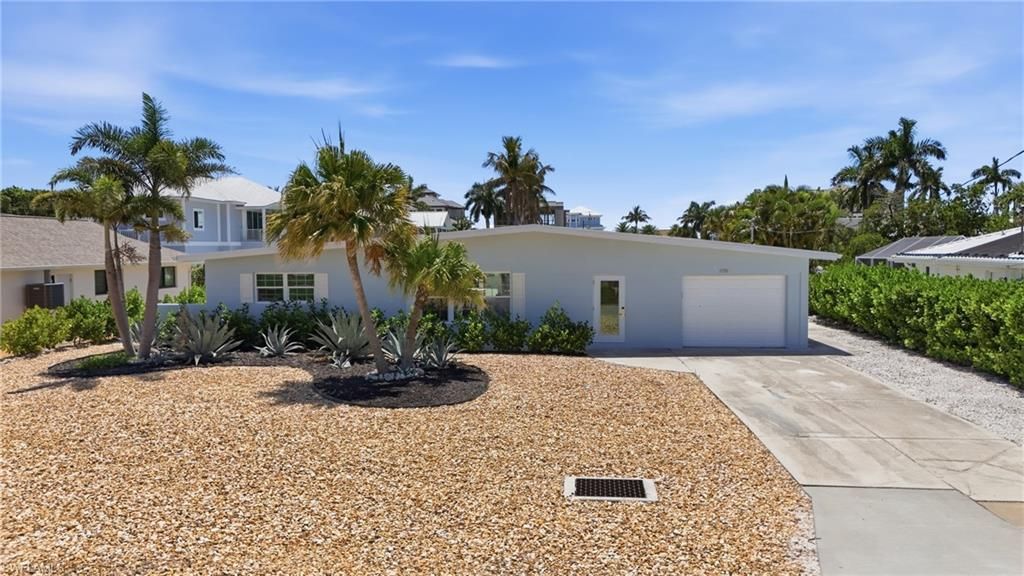 8336 Lagoon Rd , Fort Myers Beach, FL 33931 Photo