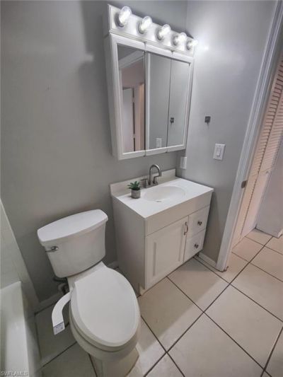 2668 Kings Lake Blvd , Unit 7-203, Naples, FL 34112 Photo