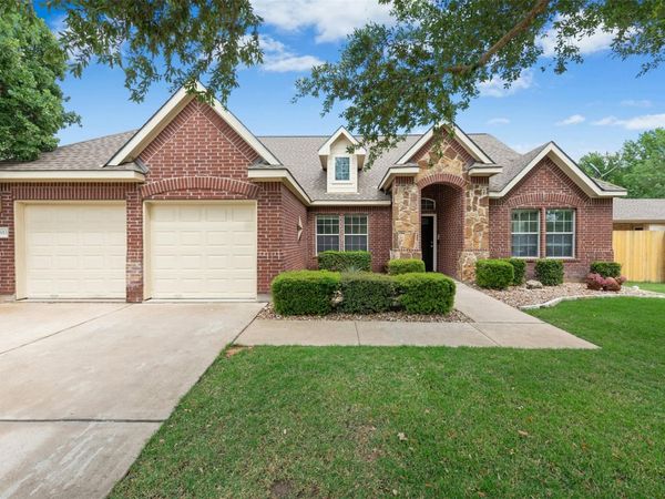 30013 Edgewood DR , Georgetown, TX 78628