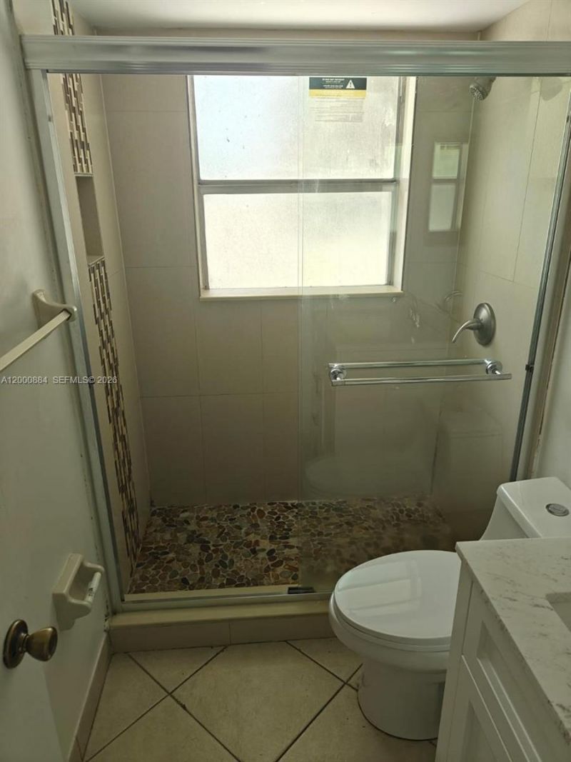 10228 Twin Lakes Dr , Unit 16-E, Coral Springs, FL 33071 Photo