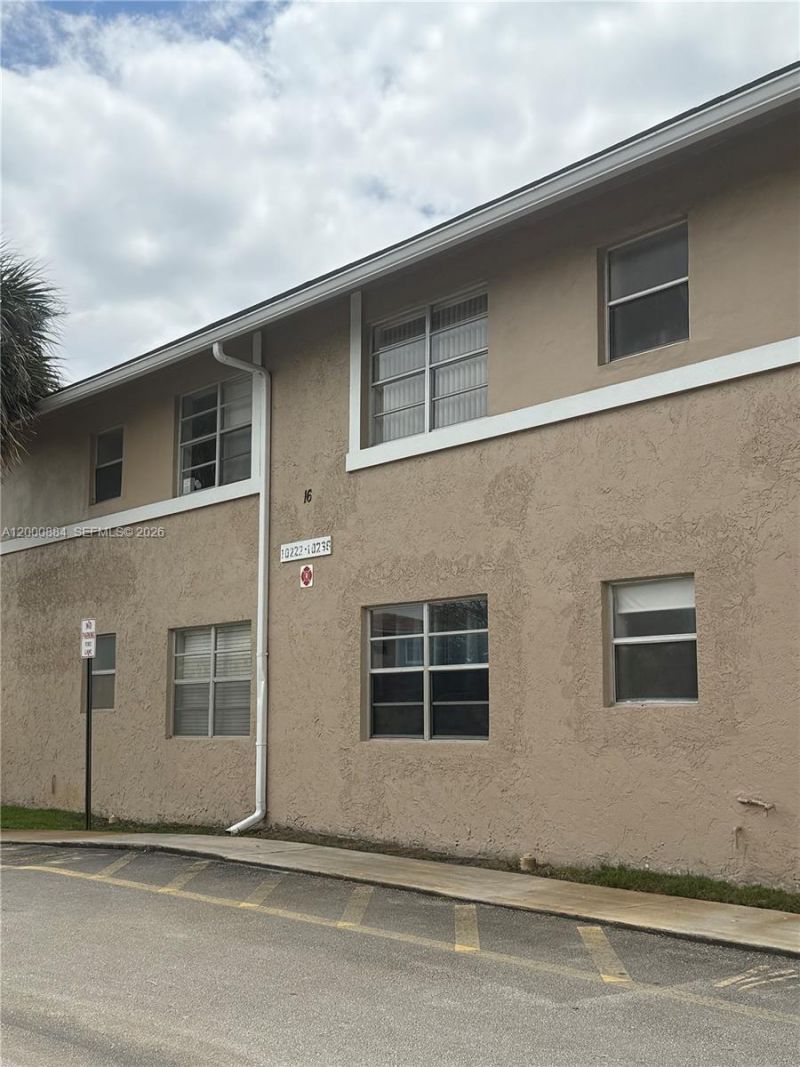 10228 Twin Lakes Dr , Unit 16-E, Coral Springs, FL 33071 Photo