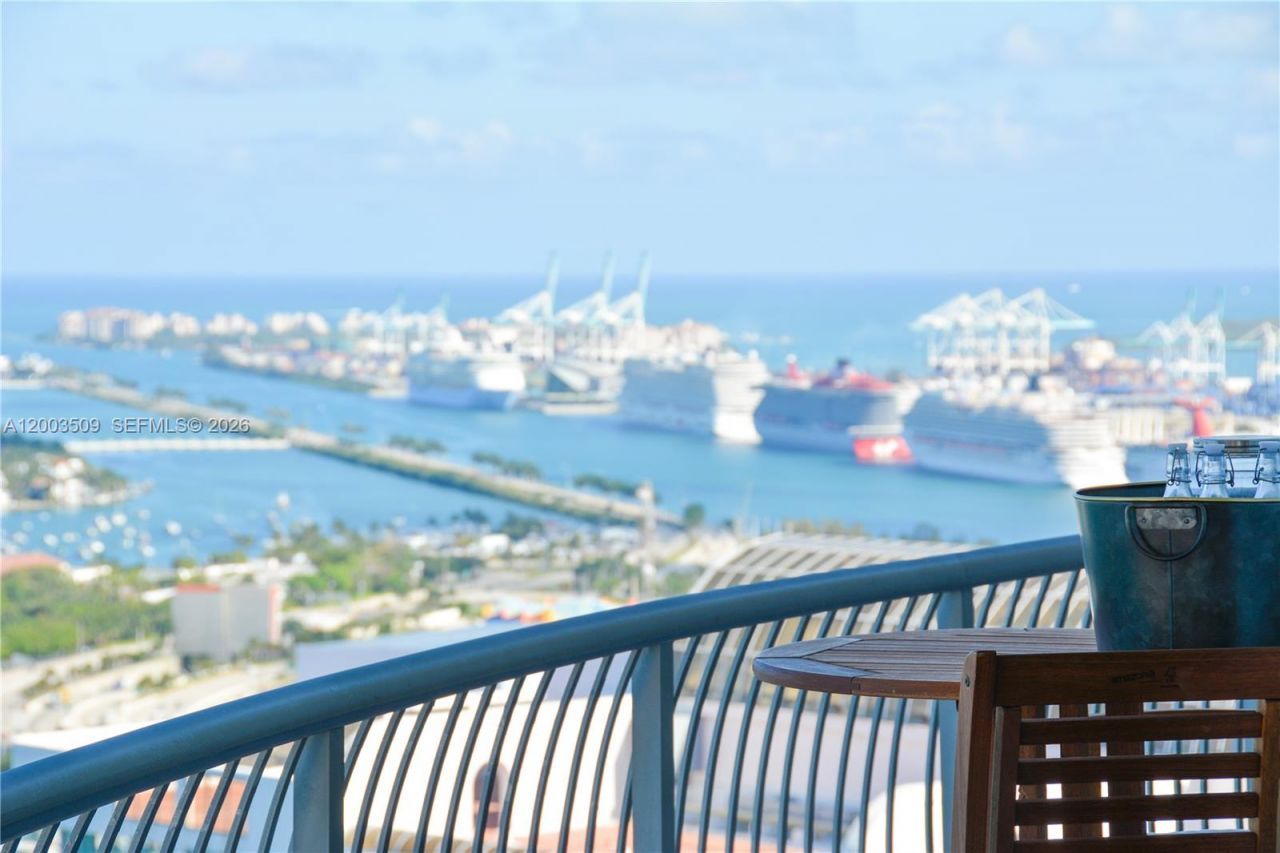 1750 N Bayshore Dr , Unit 4601, Miami, FL 33132 Photo