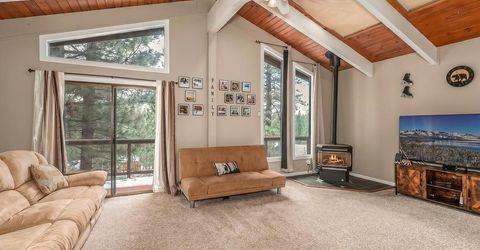 1641 Crystal Air Drive, South Lake Tahoe, CA 96150 Photo