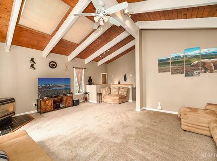1641 Crystal Air Drive, South Lake Tahoe, CA 96150 Photo