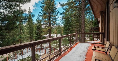 1641 Crystal Air Drive, South Lake Tahoe, CA 96150 Photo