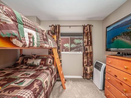 1641 Crystal Air Drive, South Lake Tahoe, CA 96150 Photo